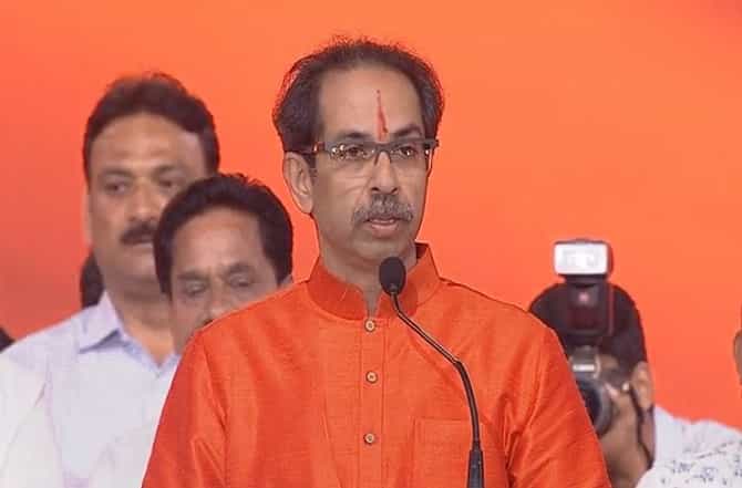 उद्धव ठाकरेंना अयोध्येत पाय ठेऊ देणार नाही, अयोध्येतील महंतांची धमकी