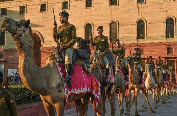 Republic Day 2020 : भारतीय संस्कृती आणि सैनिकांचा दैदीप्यमान पराक्रम सोहळा