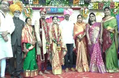 लातूरच्या शेतकरी पित्याचं पत्र, लेकीच्या लग्नाला सिने कलाकारांची फौज