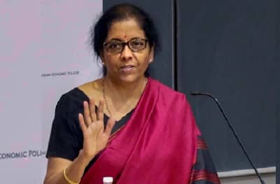 YES बँकेवरील निर्बंधावर केंद्रीय अर्थमंत्री निर्मला सीतारमण म्हणतात...