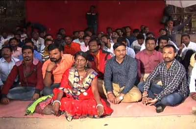 नोकरभरतीच्या प्रक्रियेनंतरही नियुक्तीपत्र नाही, मराठा तरुणांचं आझाद मैदानात आंदोलन