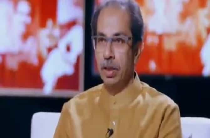 काही टक्के घुसखोरांसाठी संपूर्ण देश रांगेत, केंद्राचं धोरण विचित्र, मुख्यमंत्र्यांची रोखठोक भूमिका