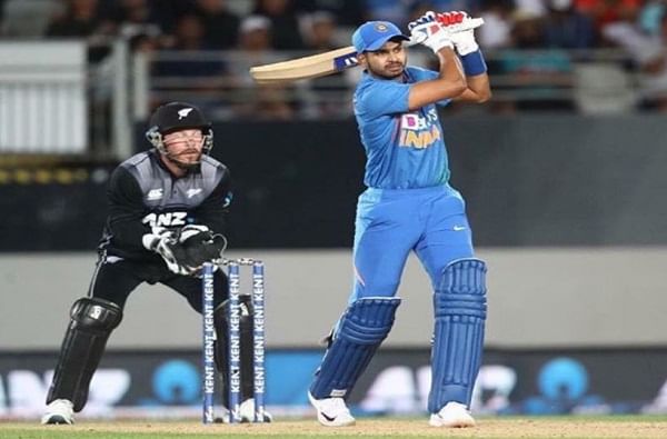 IndvsNZ ODI Live : 348 धावांचं आव्हान पार, न्यूझीलंडचा भारतावर विजय