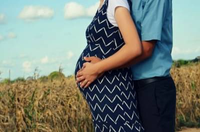 व्हॅलेनटाईन डे निमित्त अनोखी ऑफर, हॉटेलमध्ये गरोदर राहिल्यास 18 वर्ष मोफत स्टे