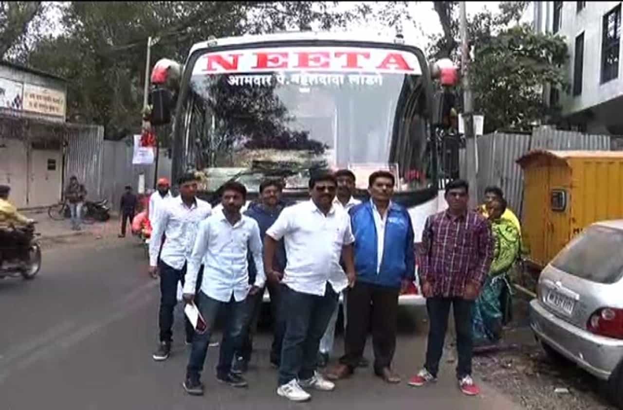 मनसेच्या मोर्चासाठी भाजप आमदाराच्या गाड्या