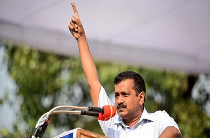केजरीवाल तिसऱ्यांदा मुख्यमंत्रिपदाची शपथ घेणार, रामलीला मैदानावर भव्य जनसागर