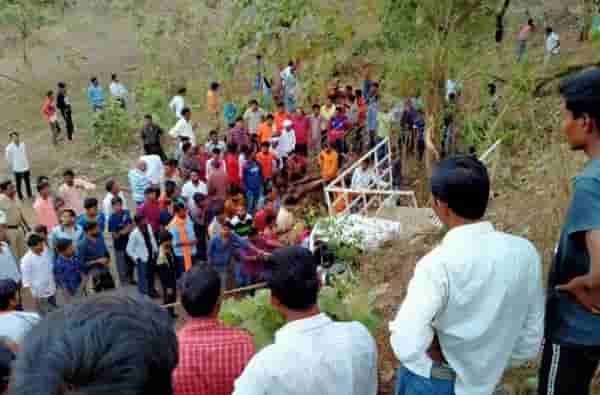 अस्थीविसर्जनाहून परतताना काळाचा घाला, यवतमाळमध्ये अपघातात सात जणांचा मृत्यू