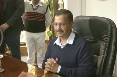 दिल्लीत मद्यावर 70 टक्के स्पेशल कोरोना फी, पेट्रोल-डिझेलचीही घसघशीत दरवाढ, केजरीवालांची घोषणा