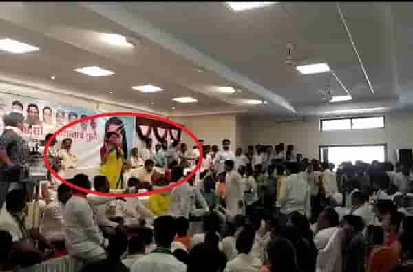 पक्ष माझ्या बापाने रक्त गाळून उभारलाय, पैठणमध्ये राडेबाज कार्यकर्त्यांना सुप्रिया सुळेंचा दम
