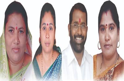 नवी मुंबईत भाजपला धक्का, राजीनामा दिलेले 4 नगरसेवक मातोश्रीवर