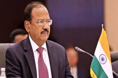 दिल्ली शांत करण्यासाठी मोदी-शाहांचा खास मोहरा मैदानात