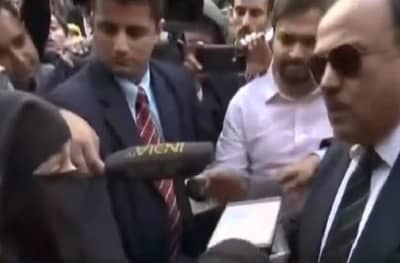 घरं-दुकानं जाळली, पोलीसही त्यांचं काम करेनात, पीडित विद्यार्थिनीची अजित डोभालांसमोर हतबलता