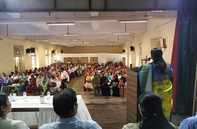 ब्रम्हांडात राहून मुलांना फक्त पुस्तकी ज्ञान देऊ नका, विज्ञान दिनी बीएआरसीच्या संशोधकांचे आवाहन