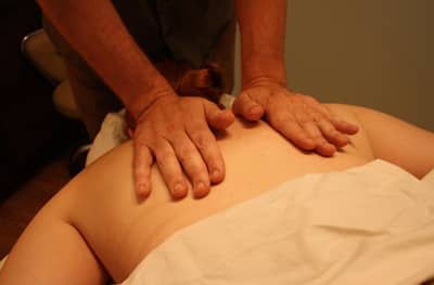 ऑनलाईन पे करुनही मसाजसाठी तरुणी आली नाही, नागपूरच्या तरुणाची पोलिसात तक्रार