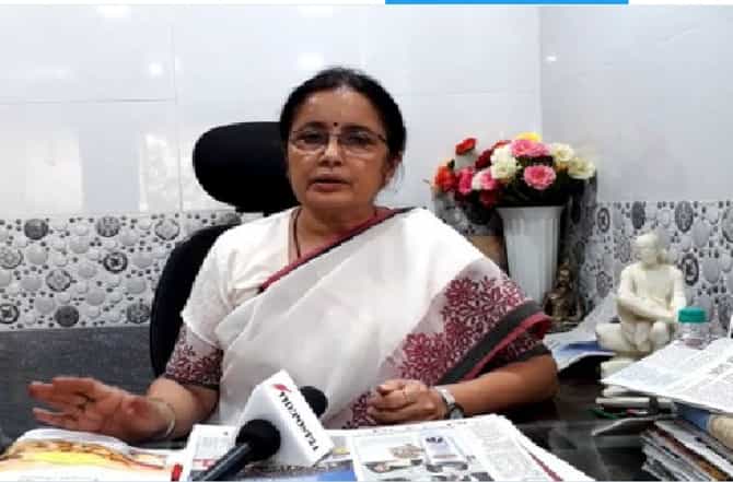 सूनेचे विवाहबाह्य संबंध, आमदार विद्या चव्हाण यांचे गंभीर आरोप
