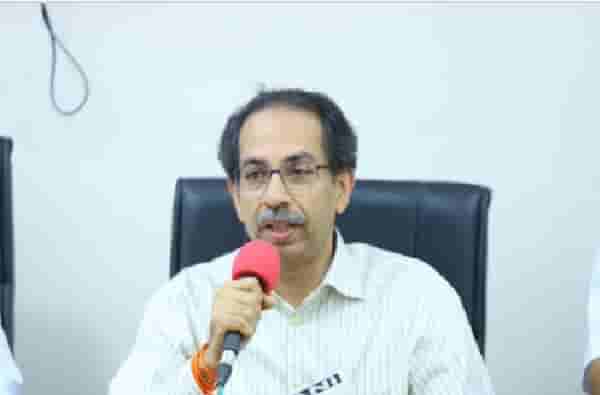 मुस्लिम आरक्षणावरुन विसंवाद, मुख्यमंत्री म्हणातात अद्याप चर्चा नाही, तर आरक्षणासाठी आम्ही बांधील, काँग्रेसची भूमिका