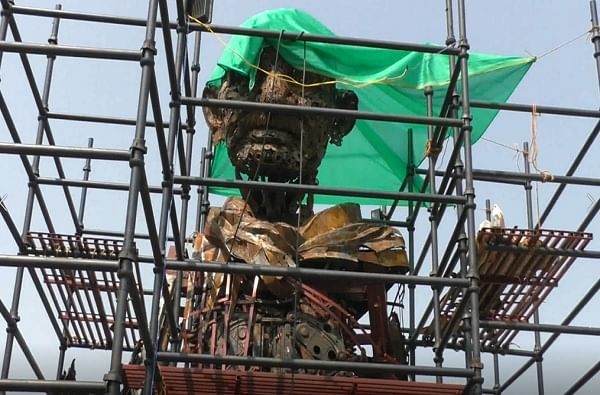 गांधींजींचा देशातील सर्वात उंच पुतळा महाराष्ट्रात, 35 टन भंगार वापरुन निर्मिती