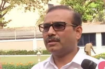 Corona | एमपीएससीची परीक्षा पुढे ढकलण्याची आरोग्य मंत्र्यांची सूचना