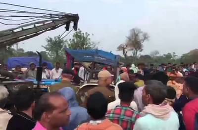 स्कॉर्पिओ आणि ट्रॅक्टरचा भीषण अपघात, 12 जणांचा मृत्यू, 3 जखमी