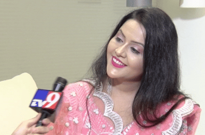 अमृता फडणवीसांच्या गाण्याचा आशय सुंदर; काँग्रेसच्या यशोमती ठाकूरांकडून कौतुक