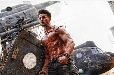 बागी 3ची रेकॉर्डतोड कमाई, पहिल्याच दिवशी कमावले तब्बल...