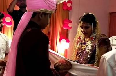 कोरोनाची धास्ती! वाशिममध्ये साखरपुड्यातच लग्न उरकले