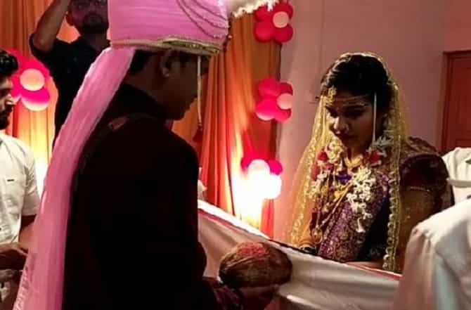 कोरोनाची धास्ती! वाशिममध्ये साखरपुड्यातच लग्न उरकले