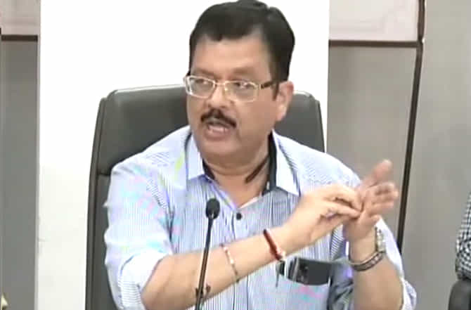 सोशल मीडियावर कोरोनाग्रस्तांचं नाव उघड करताना सावधान