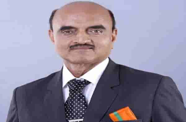 Bhagwat karad in cabinet: गोपीनाथ मुंडेंकडून पक्षप्रवेश, नगरसेवक ते केंद्रीय मंत्रिपद, वाचा भागवत कराड कोण आहेत?