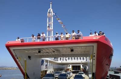 भाऊचा धक्का ते मांडवा रो रो सेवेचा मुख्यमंत्र्यांच्या हस्ते शुभारंभ