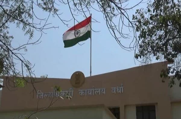 वुहानवरुन 13 विद्यार्थिनी आल्या, राज्यातील पहिली चाचणीही झाली, एकही रुग्ण नसलेल्या वर्ध्याने कोरोनाला कसं रोखलं?