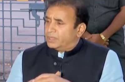 Corona Live : हल्दीराम असो वा कुठलाही राम, सूचना न पाळणाऱ्यांवर कारवाई करु : गृहमंत्री