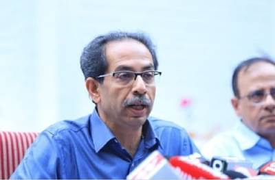 आयकर रिटर्न भरण्याची मुदत वाढवावी, मुख्यमंत्र्यांची केंद्रीय अर्थमंत्र्यांना विनंती