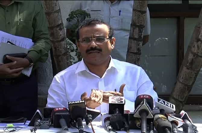Reduce AC use | एसीचा वापर कमी करा, आरोग्य मंत्र्यांचा सल्ला, दिवसभरात 11 नवे कोरोना रुग्ण