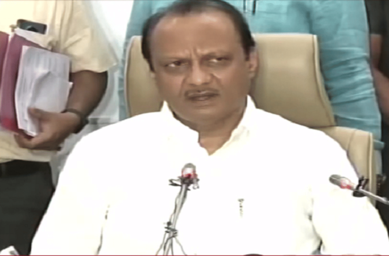 Pune Corona | आणखी चार अधिकारी दिमतीला, अजित पवारांचा निर्णय, पुणे कोरोनाविरुद्ध लढाईचं नियोजन