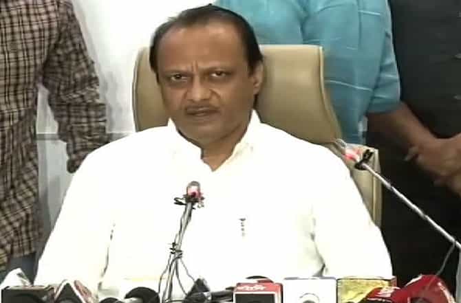 Corona : हवं ते घ्या, मात्र पुण्यातील मृत्यूदर कमी करा, अजित पवारांच्या महापालिकेला सूचना