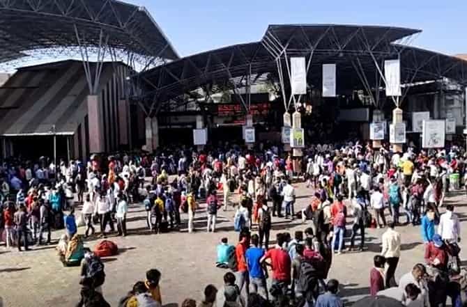पुण्यात आठवडाभरात 5700 प्रवासी परतले, बिहारमधून दररोज जवळपास 400 लोक पुण्यात