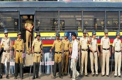 Lockdown : लॉकडाऊनमध्ये राज्यात 91 हजार गुन्हे, 3 कोटी 25 लाखांचा दंड