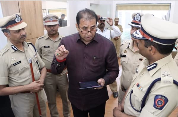 केंद्राच्या दहा तुकड्या राज्यात दाखल, प्रत्येक तुकडीत 100 पोलीस : अनिल देशमुख