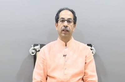 पालघरमध्ये जमावाकडून तिघांची हत्या, आरोपींना कडक शिक्षा, मुख्यमंत्र्यांचं आश्वासन