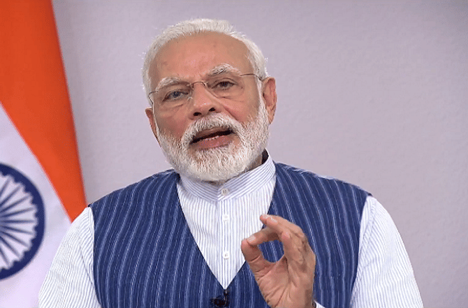प्रकाशाचा जागर! आज रात्री 9 वाजता 9 मिनिटं दिवे बंद करुन मेणबत्ती-पणती उजळवा, काय काळजी घ्याल?
