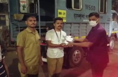 देवदूतांच्या मदतीला सिद्धिविनायक, लॉकडाऊनमध्ये पोलिसांसाठी जेवणाची सोय