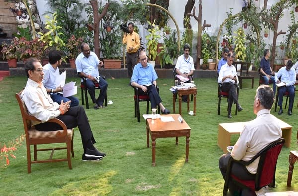 जीवनावश्यक वस्तूंची दुकाने 24 तास उघडी ठेवणार;उद्धव ठाकरेंचा मोठा निर्णय