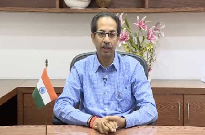 सोलापूरच्या चिमुकलीकडून वाढदिवसाचा निधी, शाहरुखकडून जागा, ताजकडून हॉटेल, आपण लढाई जिंकणार : मुख्यमंत्री