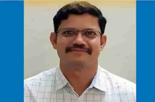 माझं राज्य संकटात, मला हजर व्हावं लागेल, आईच्या पार्थिवाला अग्नी देऊन प्रांताधिकारी दीड दिवसात कर्तव्यावर!