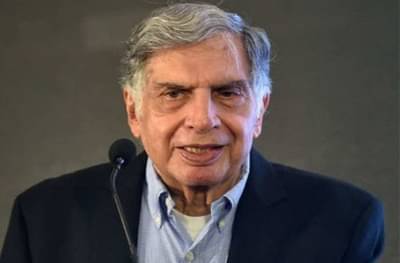 बिल्डरांनी वाट लावली, लाज वाटायला हवी, झोपडपट्ट्यांमधील कोरोनावरुन रतन टाटा आक्रमक