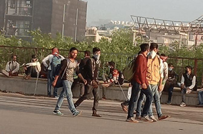 8 महिन्यांची गर्भवती, पतीसोबत अन्न-पाण्याविना 100 किमीपर्यंत पायपीट