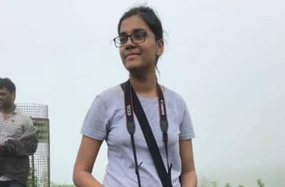 पुण्यातील नामांकित विद्यापीठाच्या वसतिगृहात विद्यार्थिनीचा गळफास