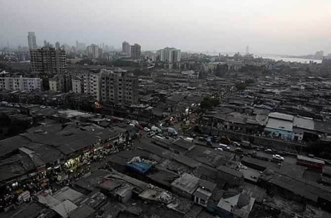 मुंबई मनपाचं मिशन धारावी, प्रत्येक नागरिकाची कोरोना चाचणी करणार, तब्बल साडेसात लाख लोकांच्या चाचण्या