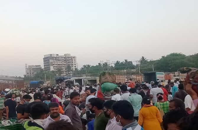 दादरचे भाजी मार्केट पूर्णपणे बंद, गर्दी आटोक्यात येत नसल्याने प्रशासनाचा निर्णय